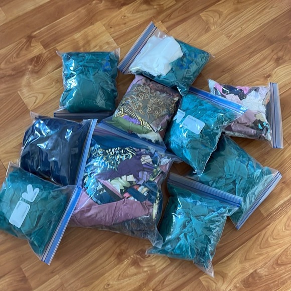 Lot of Fabric Scraps - Picture 1 of 5